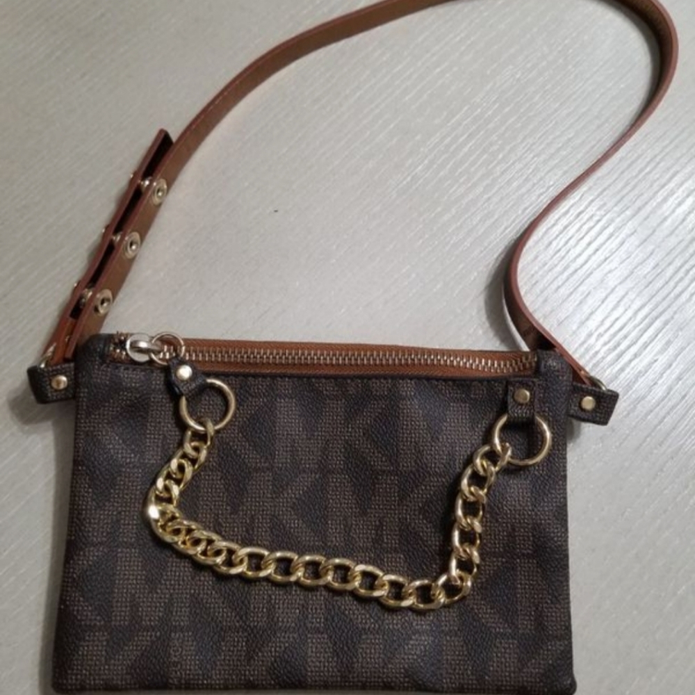 New Michael Kors Belt Bag with Pull Chain